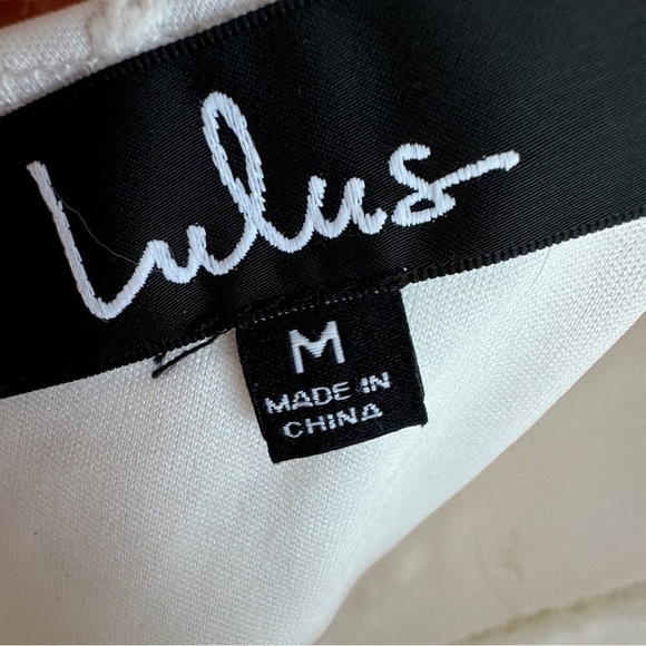 Lulu's Dress White Floral Lace Romance Language Backless Bodycon size M - Picture 8 of 9